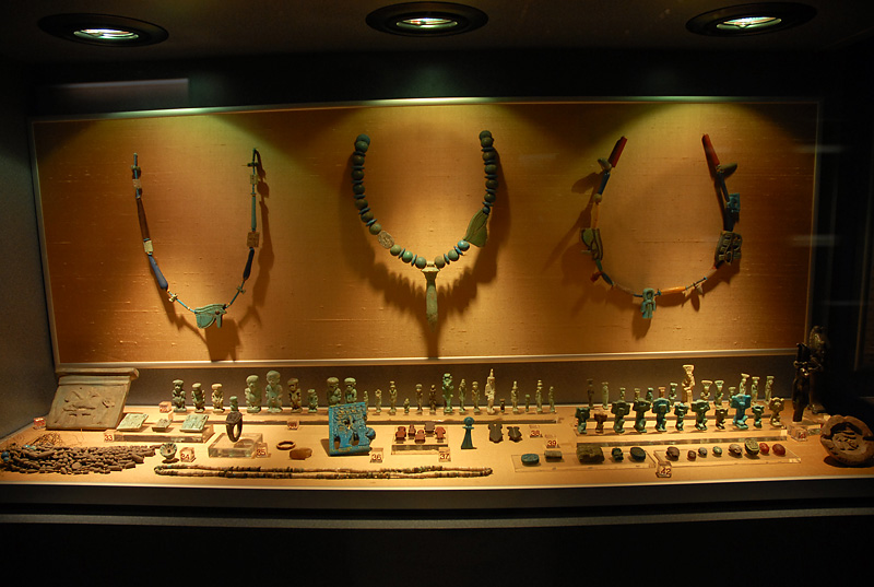 Egyptian exhibitions: Chains, Chain Bracelets,Chain Necklaces