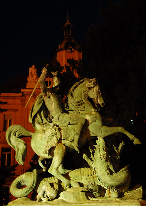 Sculptures in Zagreb: Sveti Georgije Ubiva Azdaju