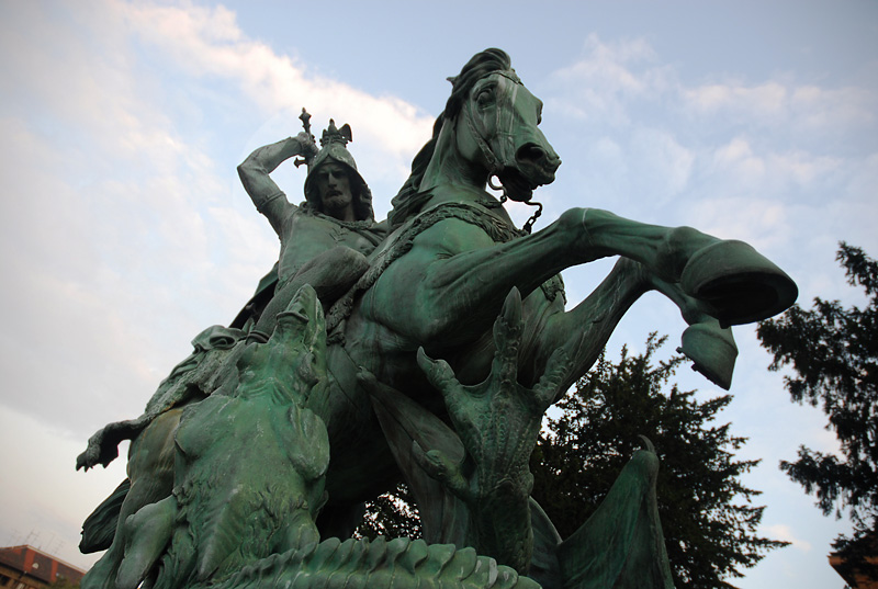 Sculptures in Zagreb: Sveti Georgije Ubiva Azdaju