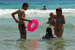 Porodica na Olimpik plaži