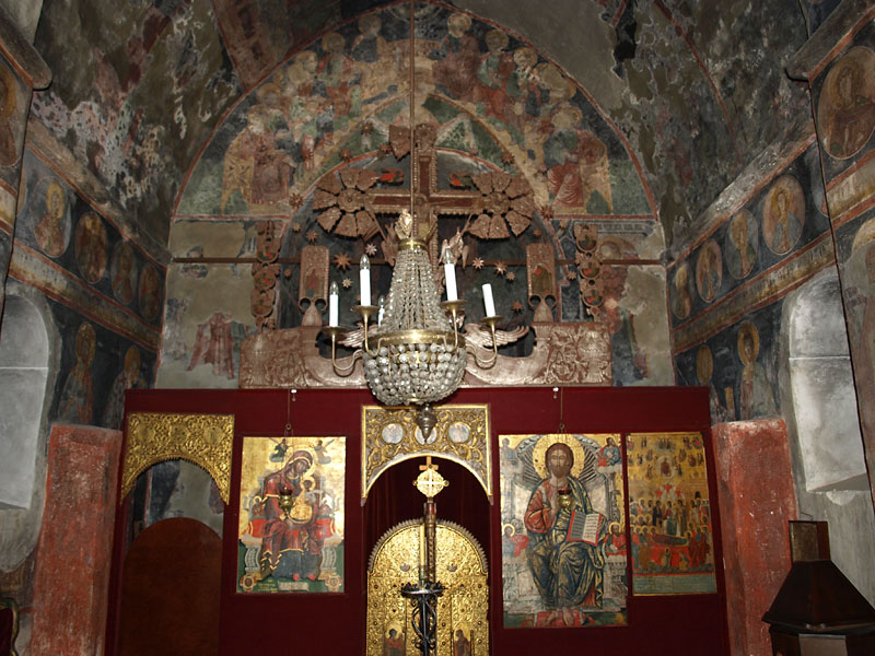 Manastir-Savine-Freske.jpg