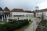 Dvorac na vrhu iznad Ljubljane