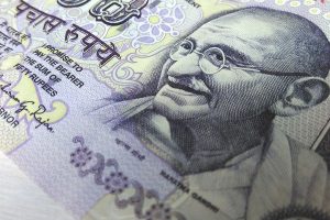 Rupee to Dollar currency exchange rate today