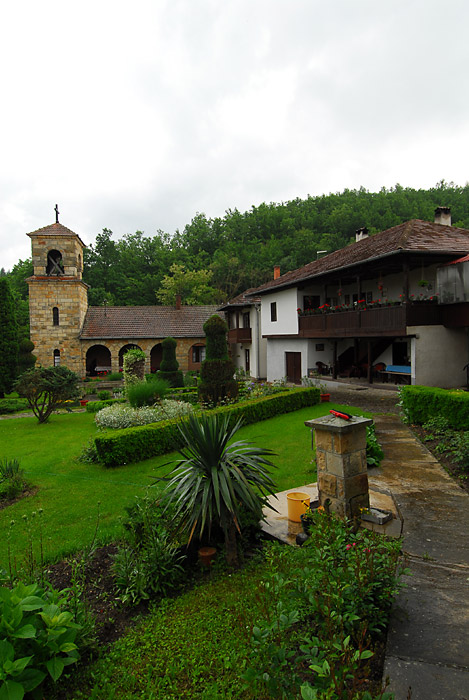 Vegetacija manastirskog vrta