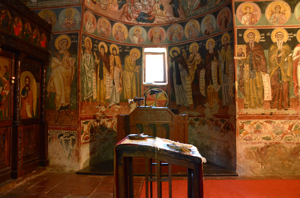 Freske na jednom od zidova Poganovskog manastira