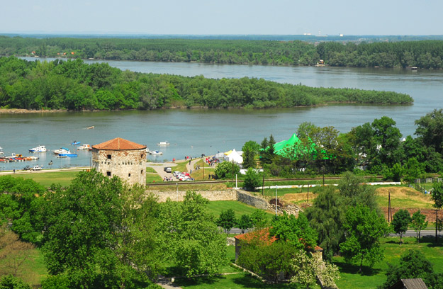 Sa zidina Kalemegdana