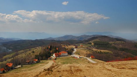 Planinarski dom Besna kobila