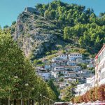 Albanija